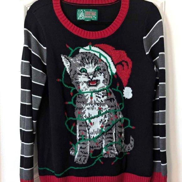 Ugly Christmas Sweater - Kitten Wrapped In String Lights in Size Medium - Picture 2 of 11